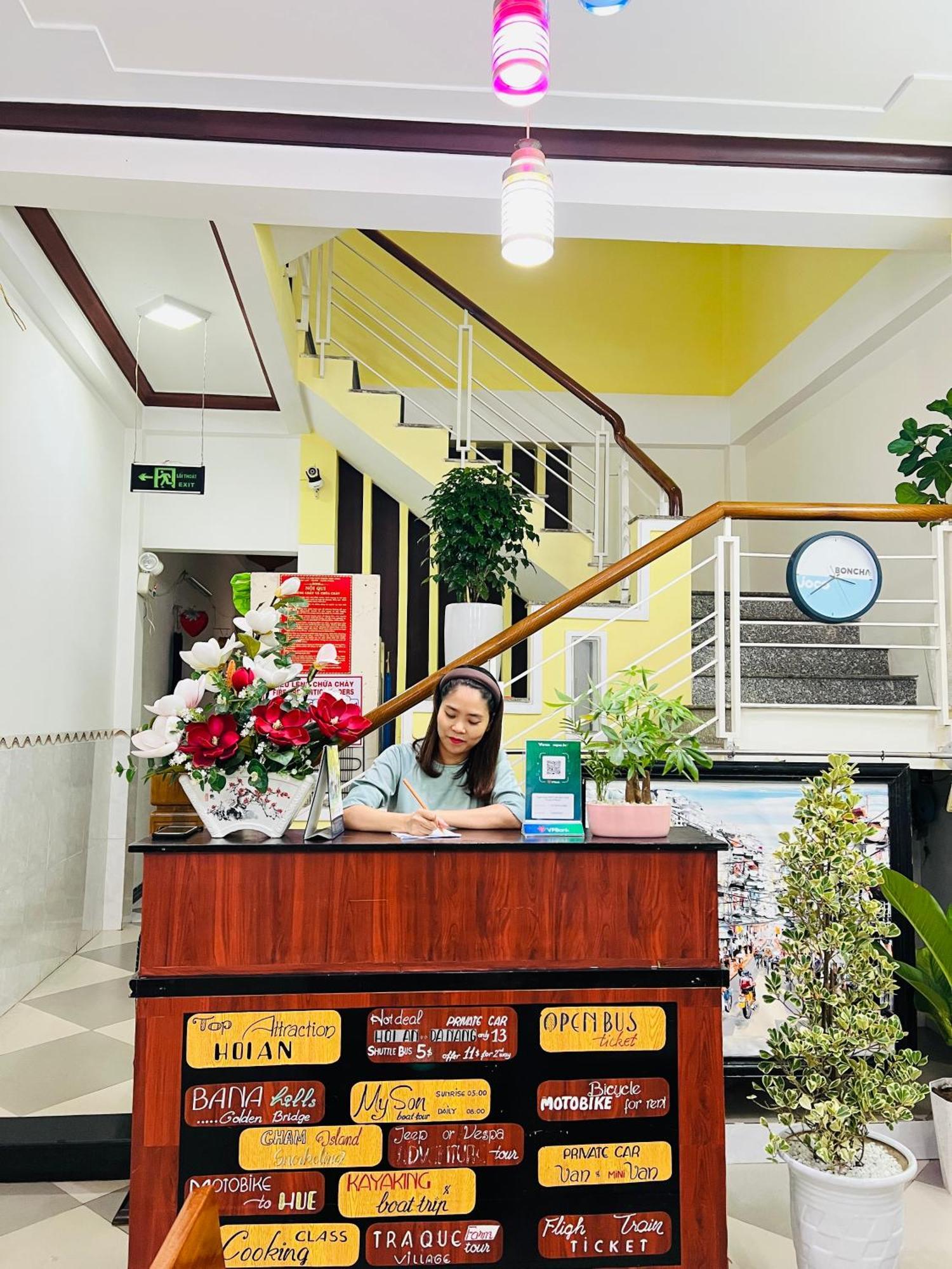 Phuc Bao Center Local Homestay - 3 Mins Walk To Old Town Hoi An Eksteriør billede